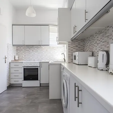 Pedion Areos Park 4 Center 4 Apartment